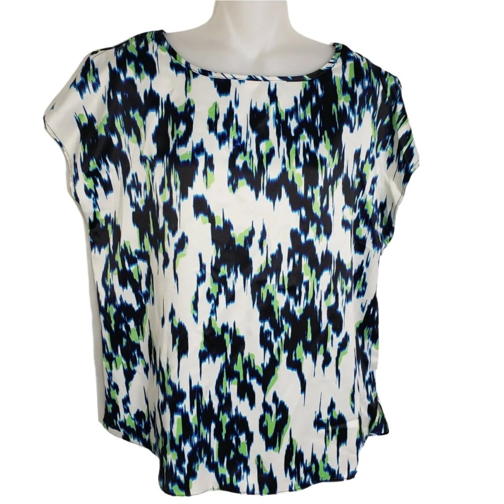 Liz Claiborne White, Green & Algiers Blue Abstract Multicolor Split Sleeve Top